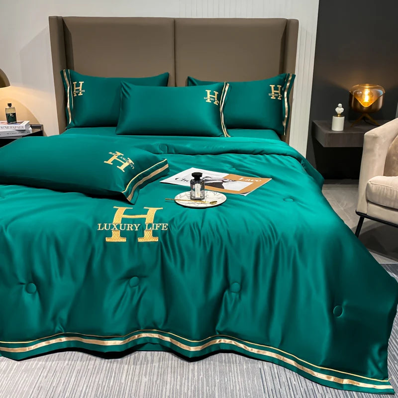 New Ice Silk Summer Quilt Air Conditioned Comforter Quick Cooling and Cooling Home Student Dormitory Quilt Queen King Size