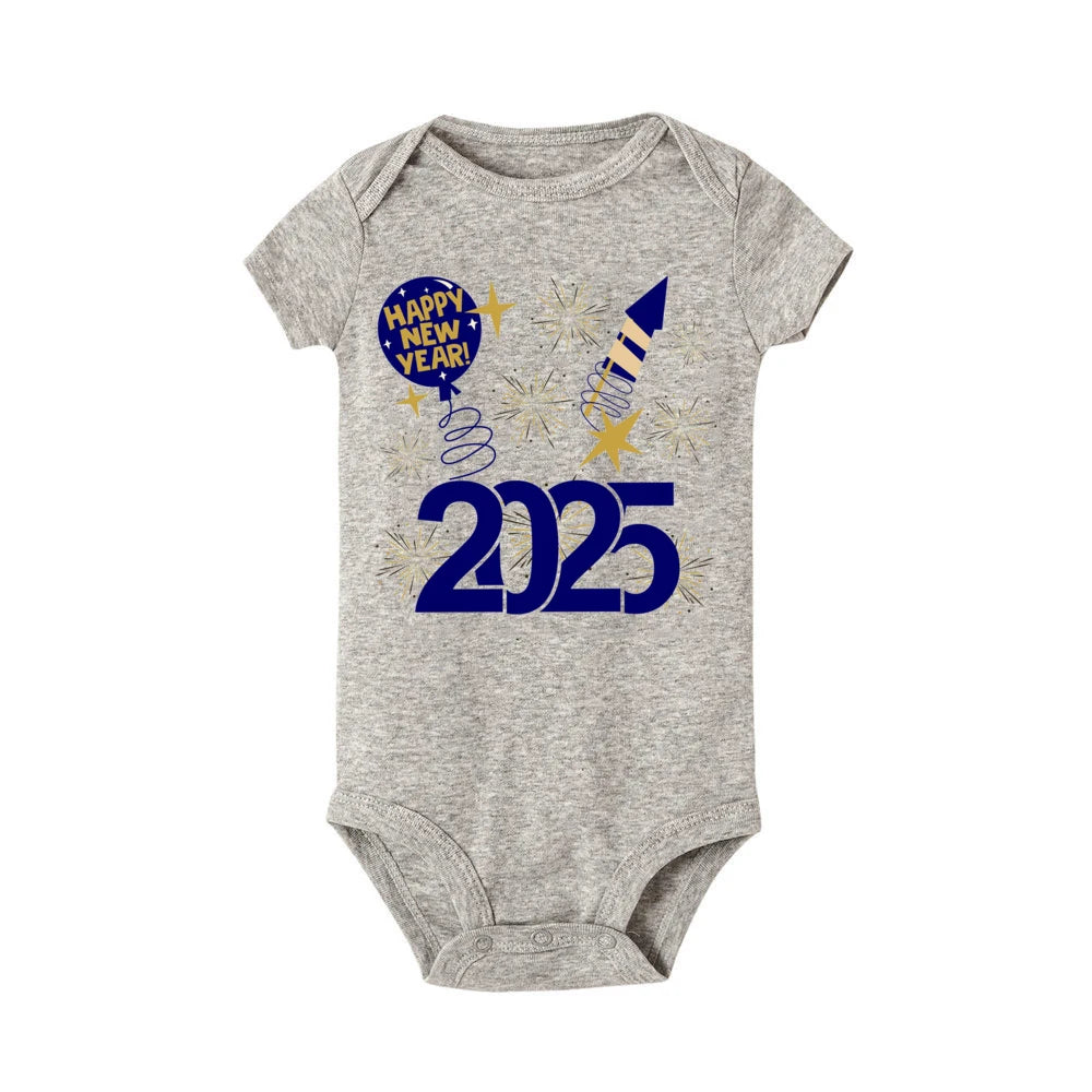 Baby Bodysuit Hello 2025 Inant Romper New Year Baby Gift Toddler Short Sleeve Jumpsuit Boys Girls Clothes Newbron Shower Present