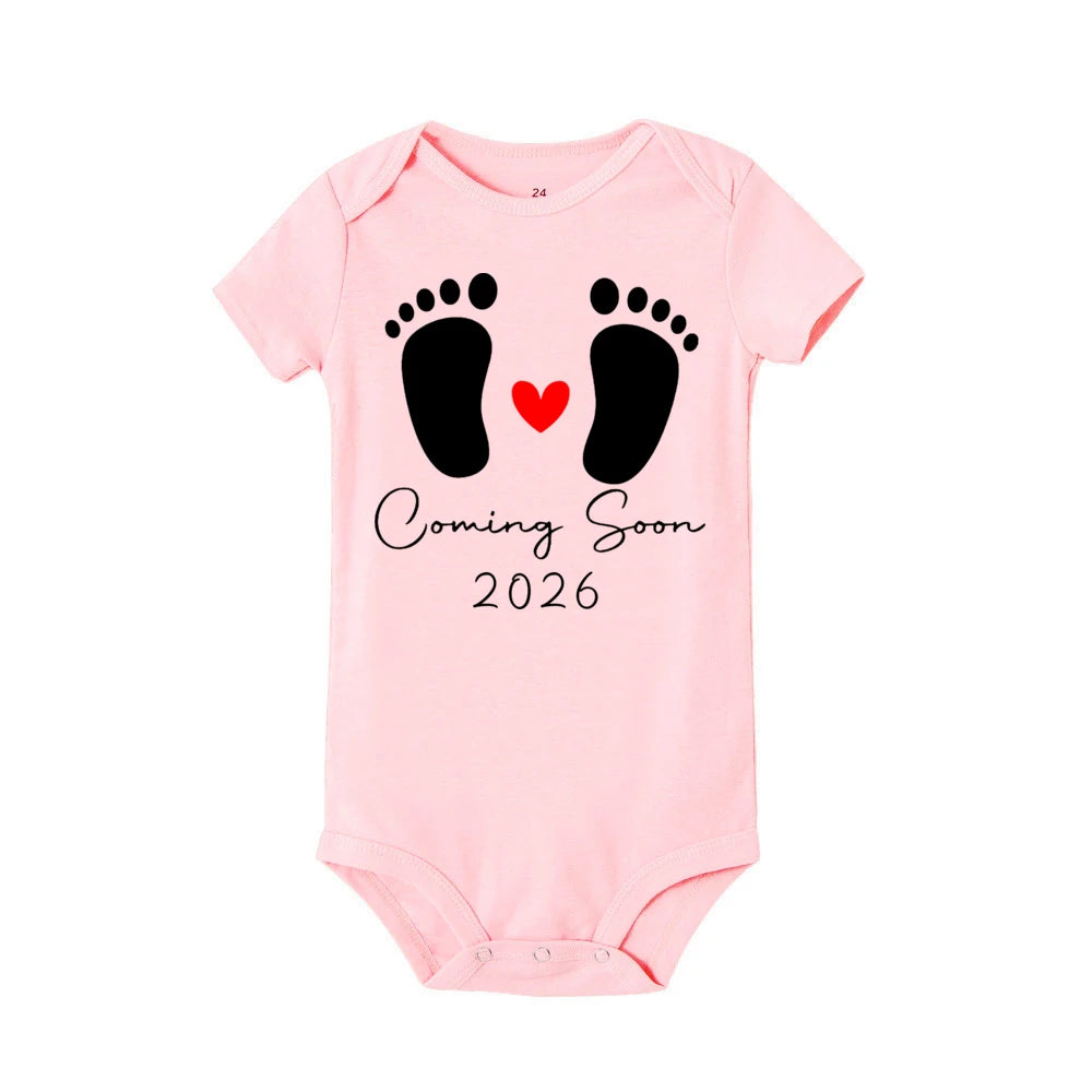 Baby 2026 Pregnancy Announcement Newborn Baby Bodysuits Summer Boys Girls Romper Jumpsuit Clothes Outfit
