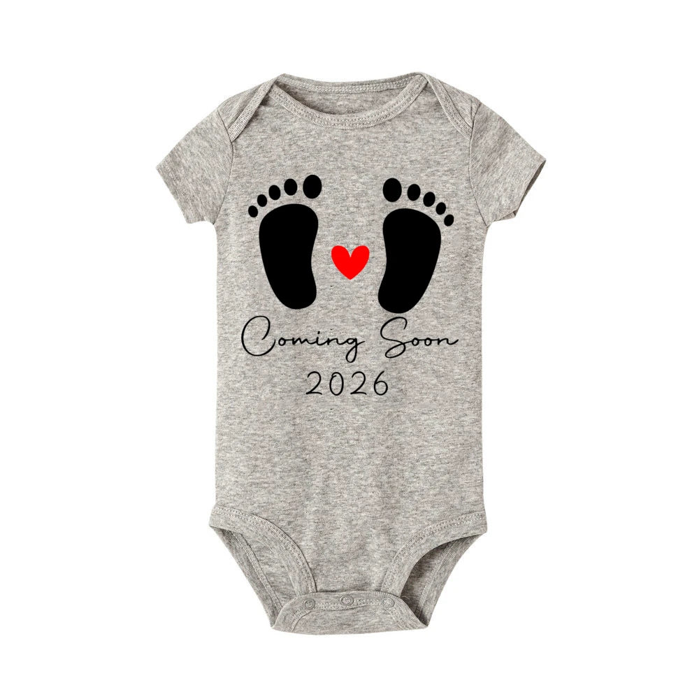 Baby 2026 Pregnancy Announcement Newborn Baby Bodysuits Summer Boys Girls Romper Jumpsuit Clothes Outfit
